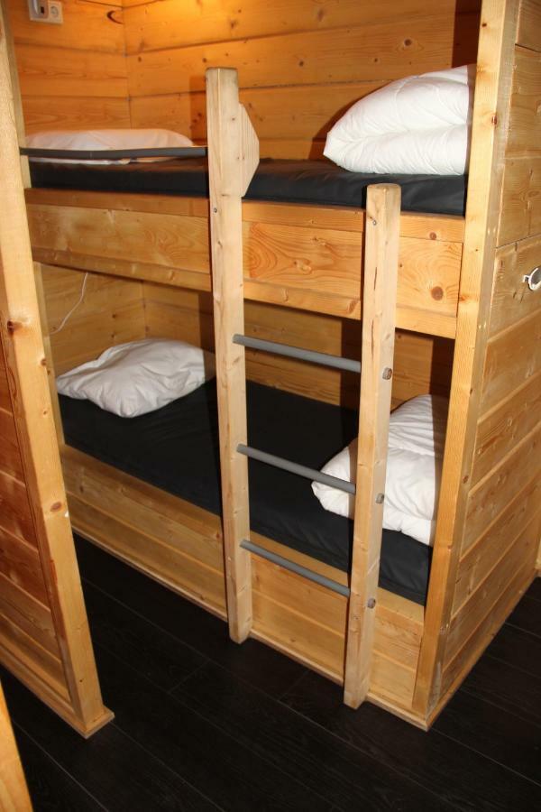 Chalet - Camping 'T Dekske Wintelre Exterior foto